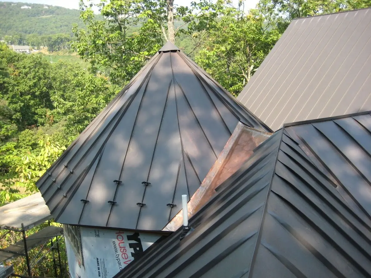 Professional Roof Tarp Installation by Craftsman Roofing in Desert Hot Springs